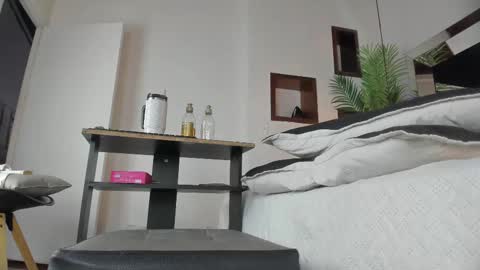 Candy online show from September 28, 2:00 pm