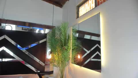 Candy online show from October 23, 6:06 pm