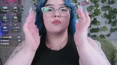 Snapshot of _candym1lky_ chatting on July 20, 10:39 am _candym1lky_ online show from July 20, 10:39 am