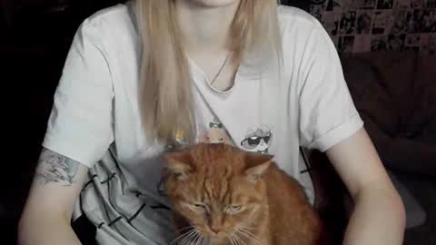 Merlizz online show from October 7, 1:47 am