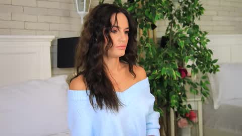 _carlawhite_ online show from October 6, 3:48 am