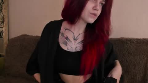 Caroline online show from November 11, 11:32 am