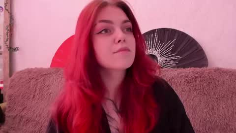 Snapshot of _caroline_coy chatting on July 16, 10:54 am Caroline online show from July 16, 10:54 am