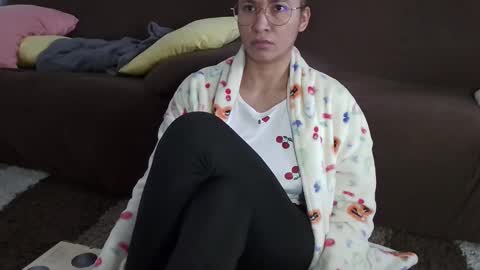 cat online show from November 14, 2:49 pm