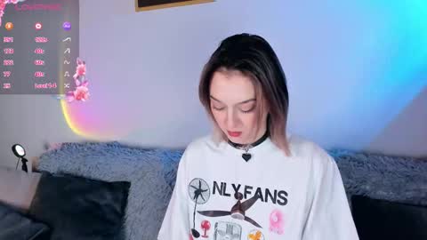 Christina Chris online show from October 9, 6:55 am