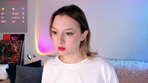 Christina Chris online show from November 25, 7:41 am