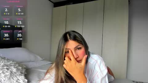 Bella  online show from March 1, 9:04 pm