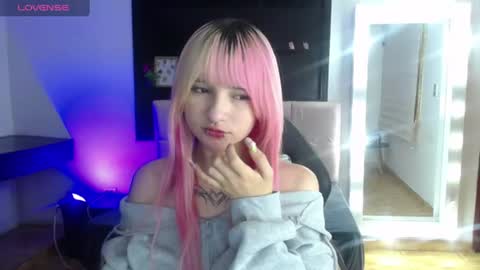 _charlotte_collins_ online show from June 27, 3:28 pm