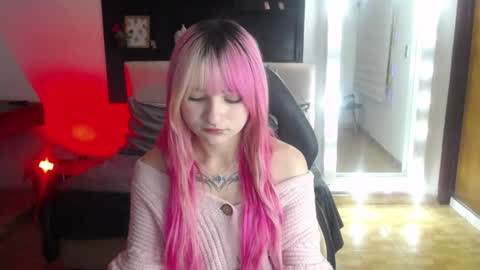 _charlotte_collins_ online show from July 3, 3:51 pm