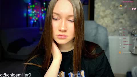 _chloe_miller_ online show from January 19, 4:25 pm