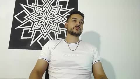 Snapshot of _christopher_dennis_ chatting on April 19, 3:06 am CRIS online show from April 19, 3:06 am