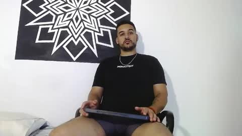 Snapshot of _christopher_dennis_ chatting on May 8, 2:17 am CRIS online show from May 8, 2:17 am