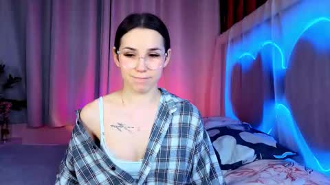 Cindy . online show from February 4, 5:24 am