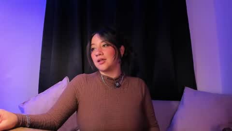 Snapshot of _cinnamoon_ chatting on June 7, 7:12 am Allyou online show from June 7, 7:12 am
