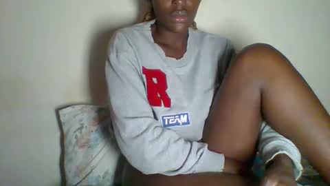 Snapshot of _clara01 chatting on February 22, 4:18 am clara online show from February 22, 4:18 am