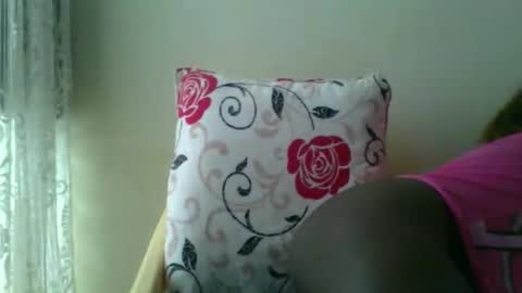 Snapshot of _clara01 chatting on November 23, 10:48 am clara online show from November 23, 10:48 am