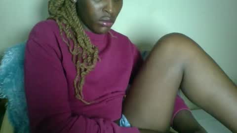 Snapshot of _clara01 chatting on December 5, 8:16 pm clara online show from December 5, 8:16 pm