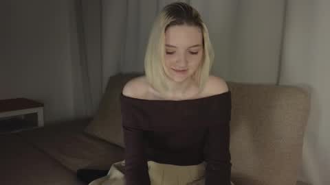 Stacy online show from February 3, 6:35 pm