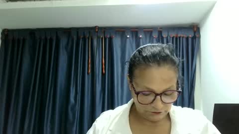 Snapshot of _cristal15 chatting on December 1, 3:55 am _cristal15 online show from December 1, 3:55 am