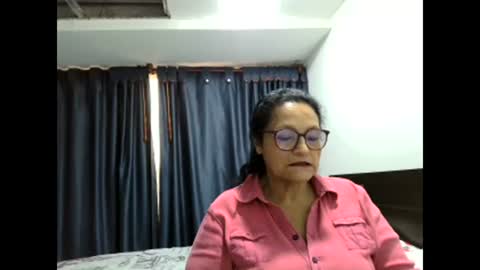 Snapshot of _cristal15 chatting on December 4, 8:39 pm _cristal15 online show from December 4, 8:39 pm