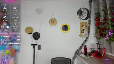 Snapshot of _cristal_ayala chatting on December 14, 3:23 am cristal ayala online show from December 14, 3:23 am