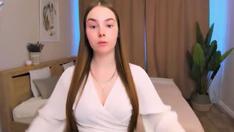 Erika online show from February 17, 8:11 am