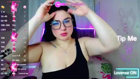 _curvy_mature_ online show from January 9, 11:25 am