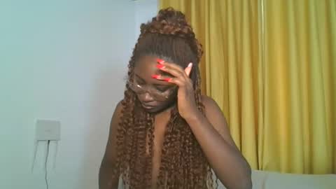 STEPH online show from November 5, 12:49 pm