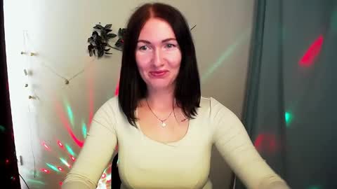 Snapshot of _cutie_and_shy_ chatting on May 14, 7:04 am _cutie_and_shy_ online show from May 14, 7:04 am