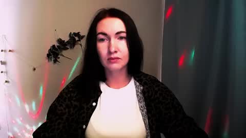Snapshot of _cutie_and_shy_ chatting on June 3, 7:00 am _cutie_and_shy_ online show from June 3, 7:00 am