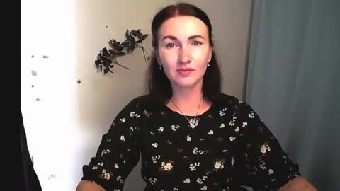 Snapshot of _cutie_and_shy_ chatting on June 10, 7:18 am _cutie_and_shy_ online show from June 10, 7:18 am