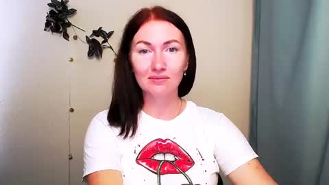 Snapshot of _cutie_and_shy_ chatting on July 3, 7:37 am _cutie_and_shy_ online show from July 3, 7:37 am