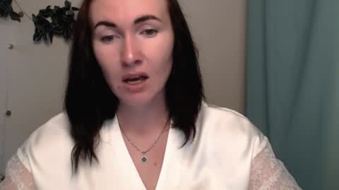 Snapshot of _cutie_and_shy_ chatting on July 23, 7:17 am _cutie_and_shy_ online show from July 23, 7:17 am