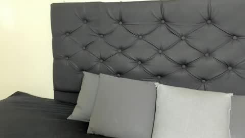 Snapshot of _daarcy chatting on March 24, 3:22 am Darcy online show from March 24, 3:22 am