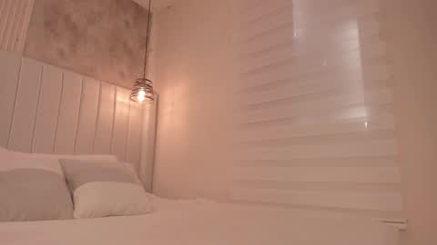 Snapshot of _dakota_a chatting on September 9, 7:24 pm Dakota online show from September 9, 7:24 pm