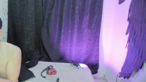 Dakota Jones online show from September 10, 12:21 am