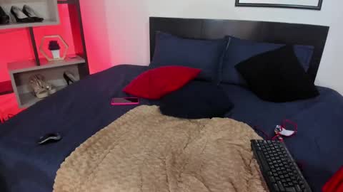 Dani online show from February 4, 9:38 am