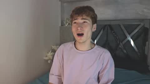 Dante online show from December 18, 1:33 am