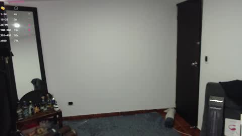 delacruz online show from October 25, 7:30 pm