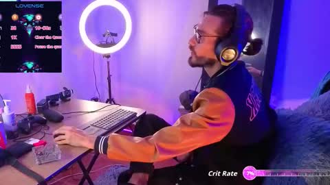 delacruz online show from November 28, 1:30 am