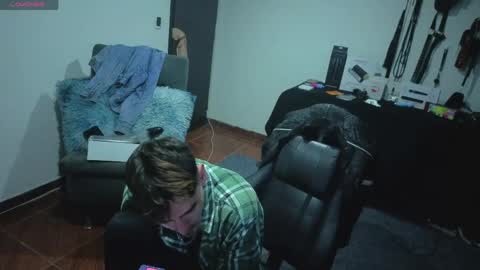 delacruz online show from March 20, 11:09 pm