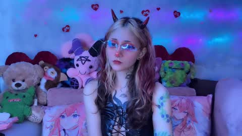 Kate online show from May 6, 7:46 am
