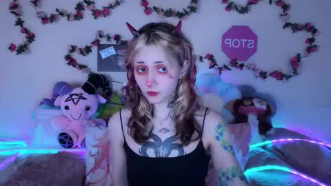 Kate online show from May 13, 11:33 pm