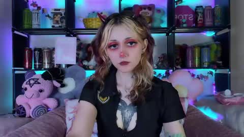 Kate online show from May 29, 7:12 pm
