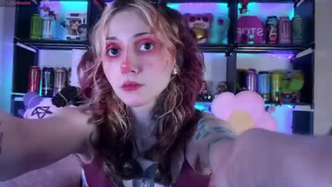 Kate online show from June 18, 6:12 pm