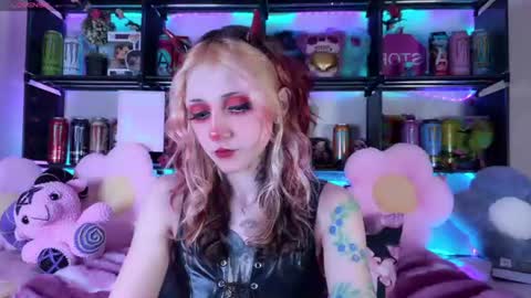 Kate online show from July 30, 7:24 pm