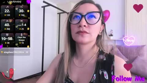 Devora online show from June 30, 4:52 pm