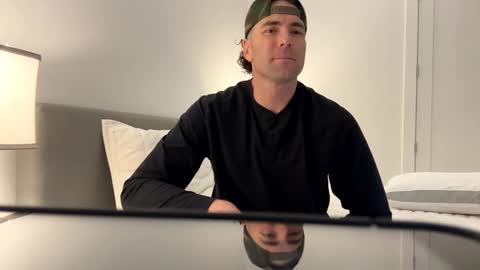 dirtydaddy1 online show from December 5, 3:15 am