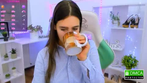 Lizzy  online show from January 17, 10:13 pm