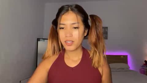 Snapshot of _elisavae chatting on December 2, 7:36 am elisa online show from December 2, 7:36 am